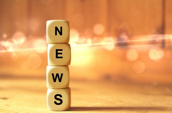 Рынок акций РФ закрылся разнонаправленным изменением биржевых индексов